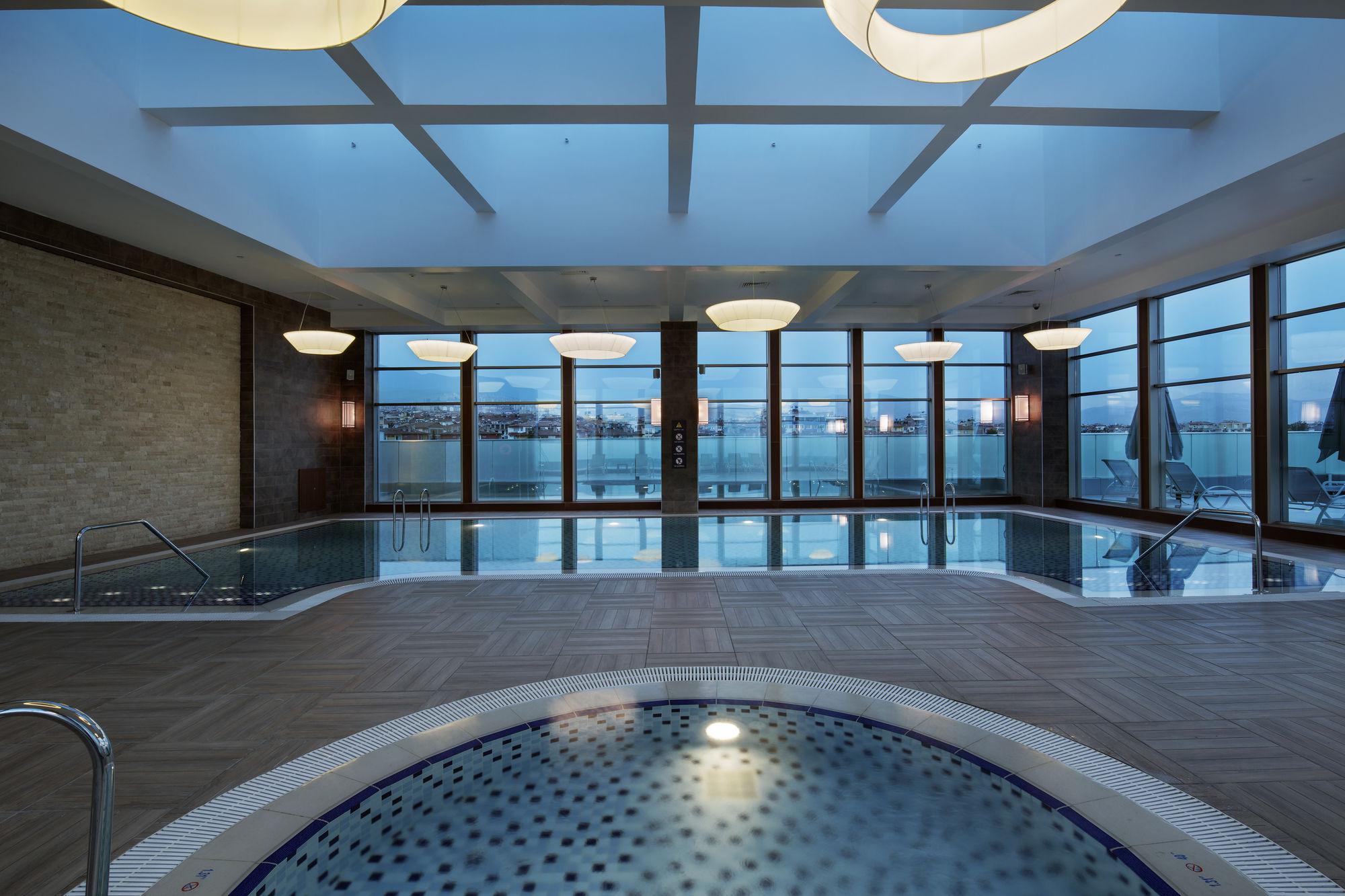 Movenpick Hotel Малатия Екстериор снимка