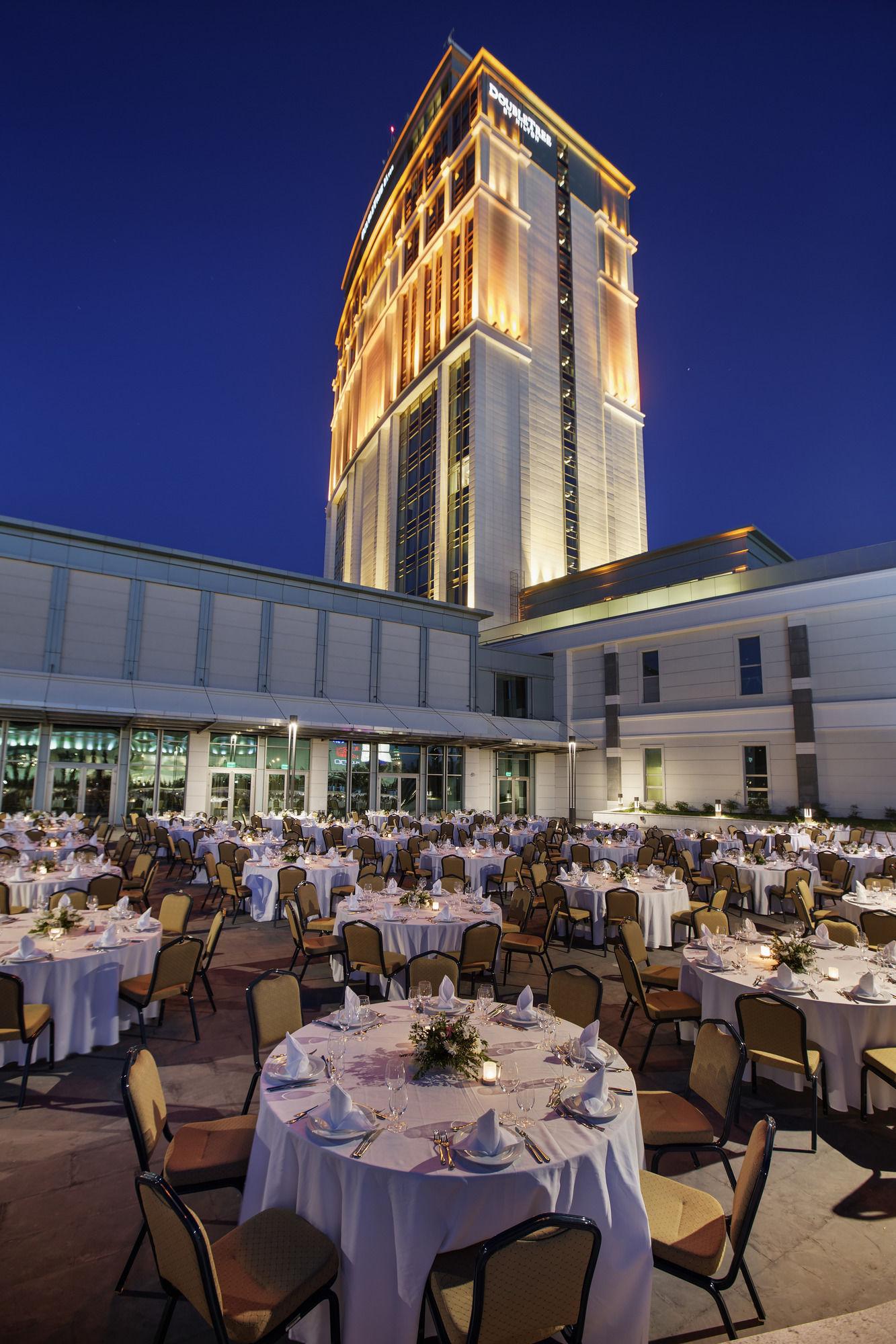Movenpick Hotel Малатия Екстериор снимка