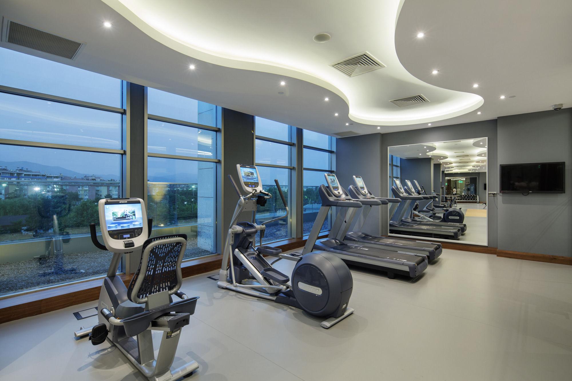 Movenpick Hotel Малатия Екстериор снимка