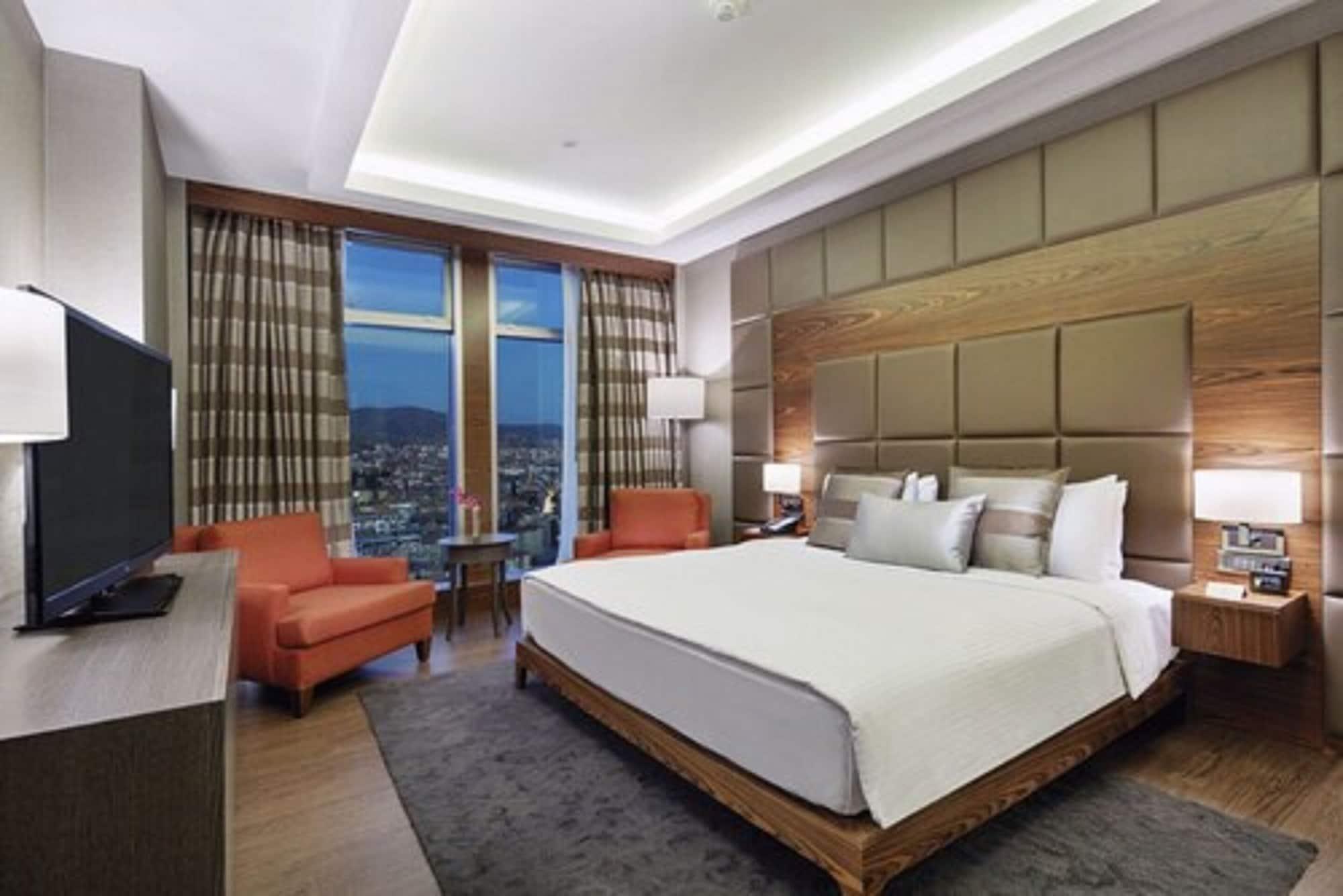 Movenpick Hotel Малатия Екстериор снимка