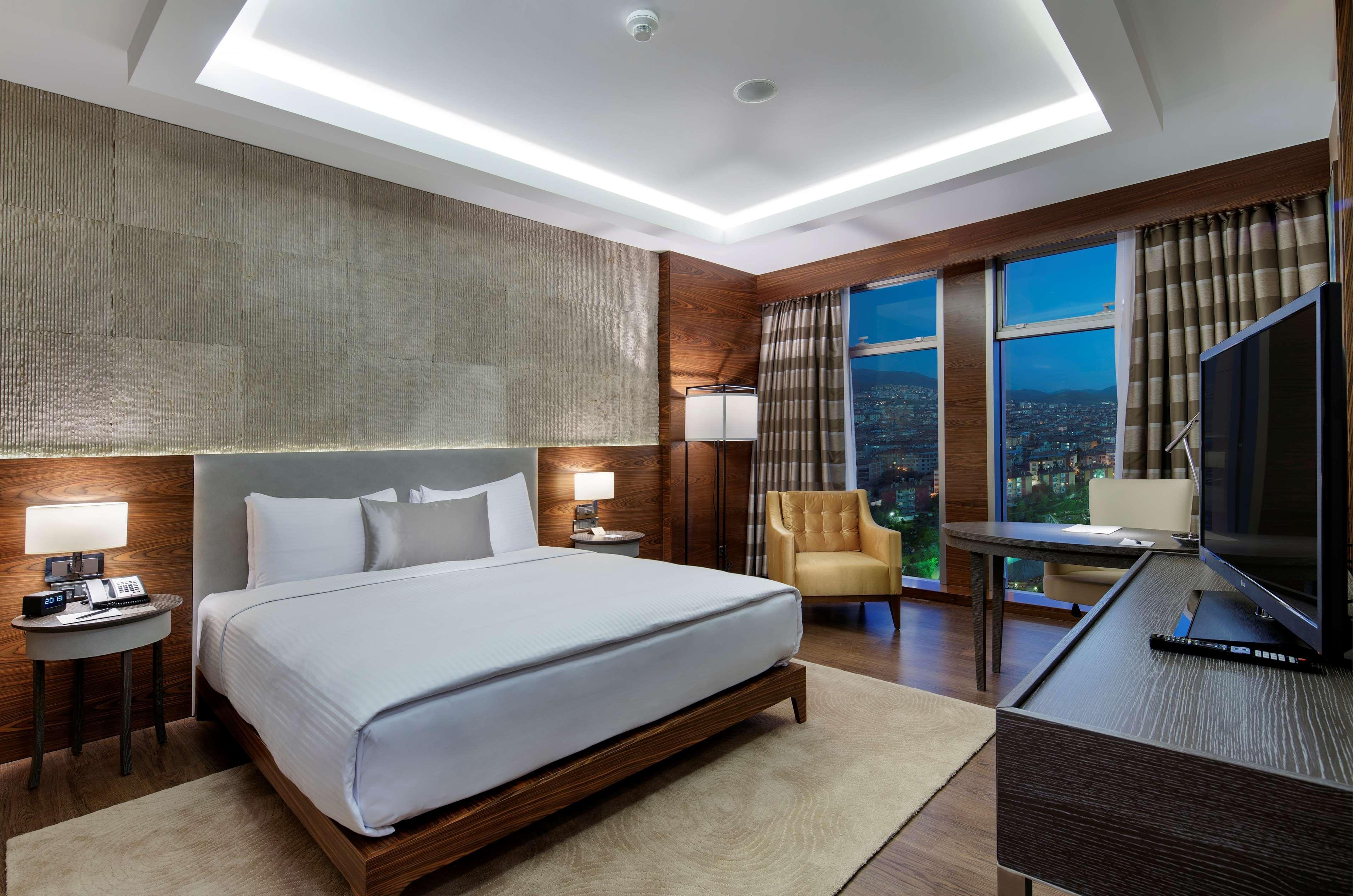 Movenpick Hotel Малатия Екстериор снимка