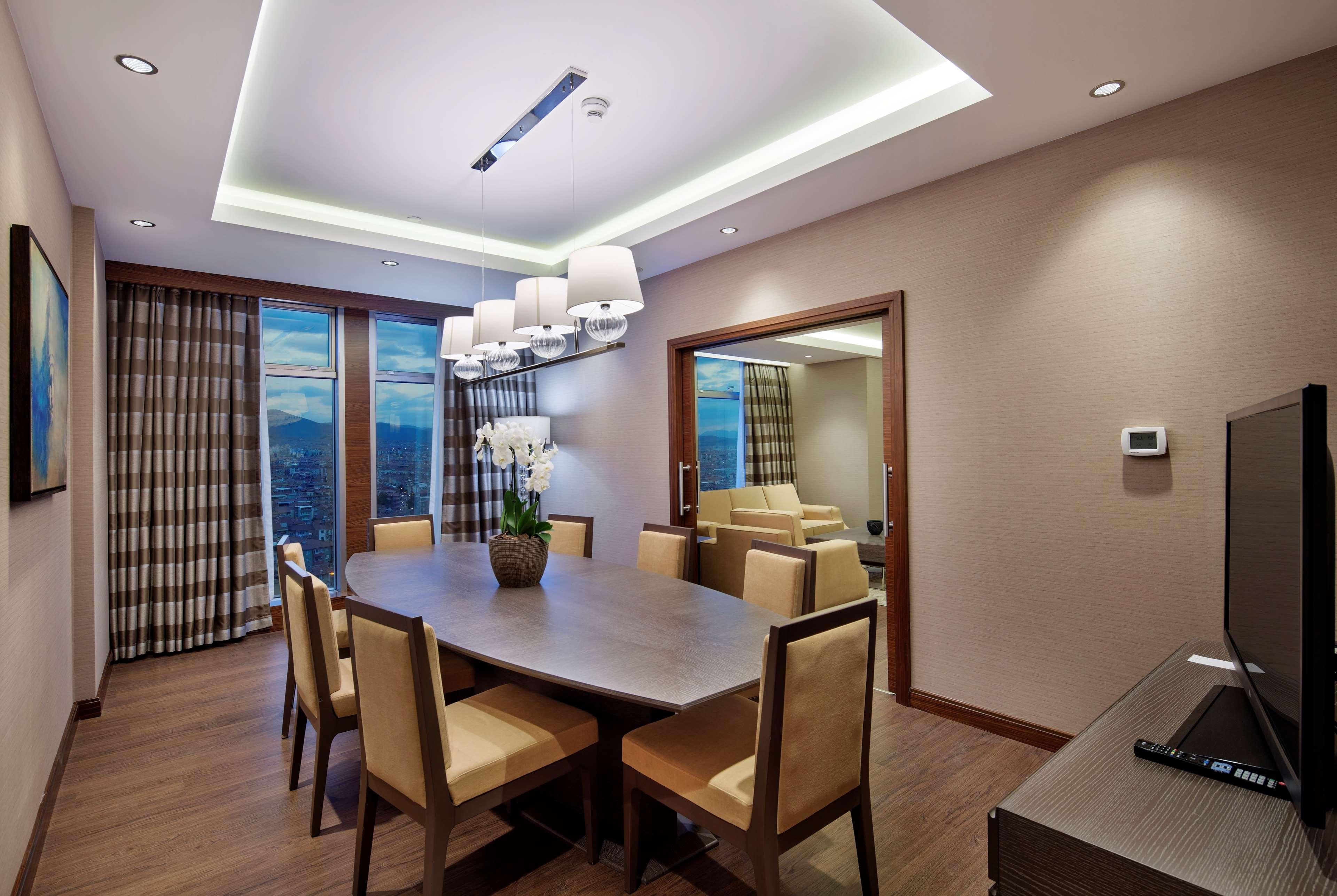 Movenpick Hotel Малатия Екстериор снимка