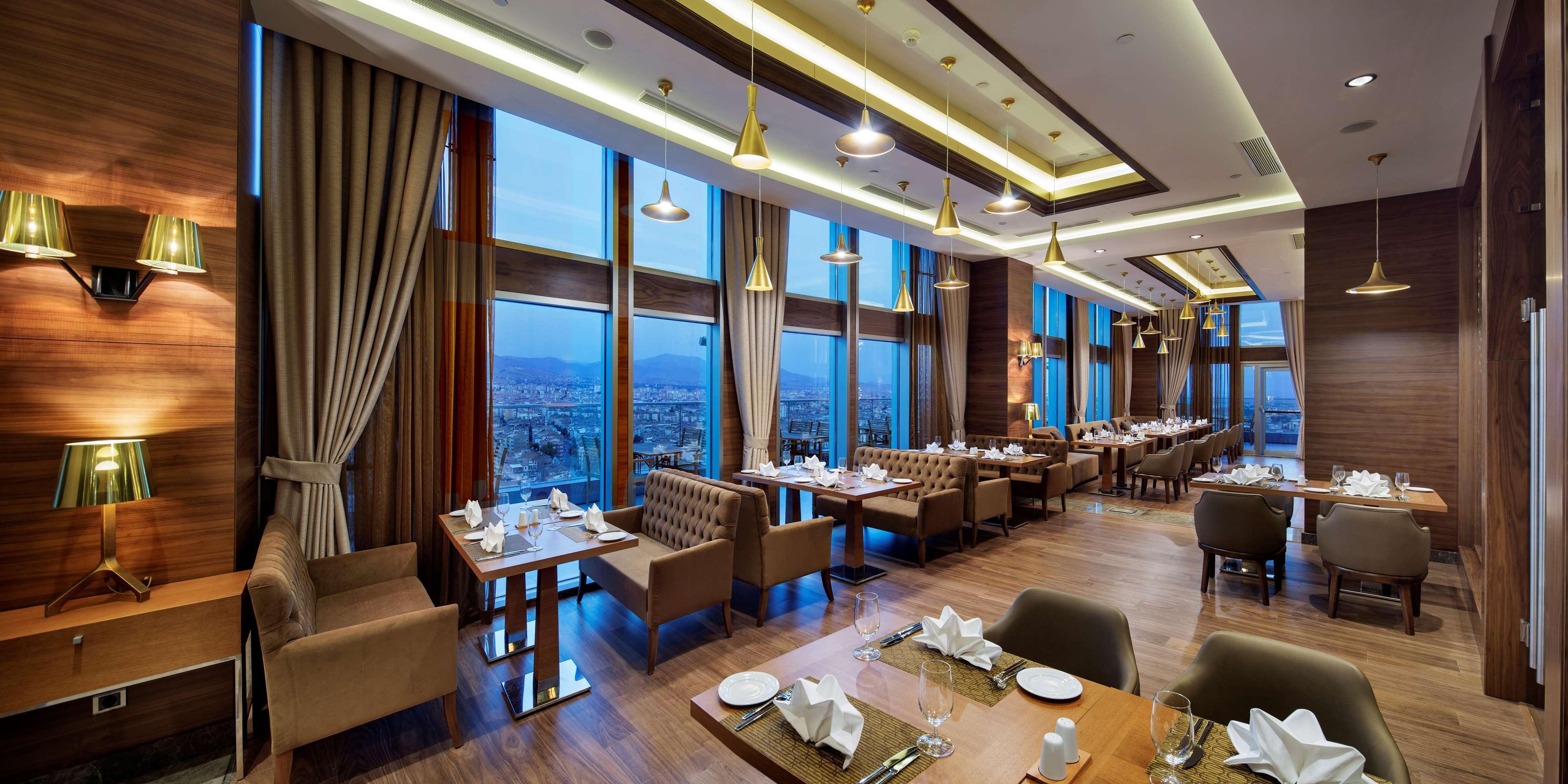 Movenpick Hotel Малатия Екстериор снимка