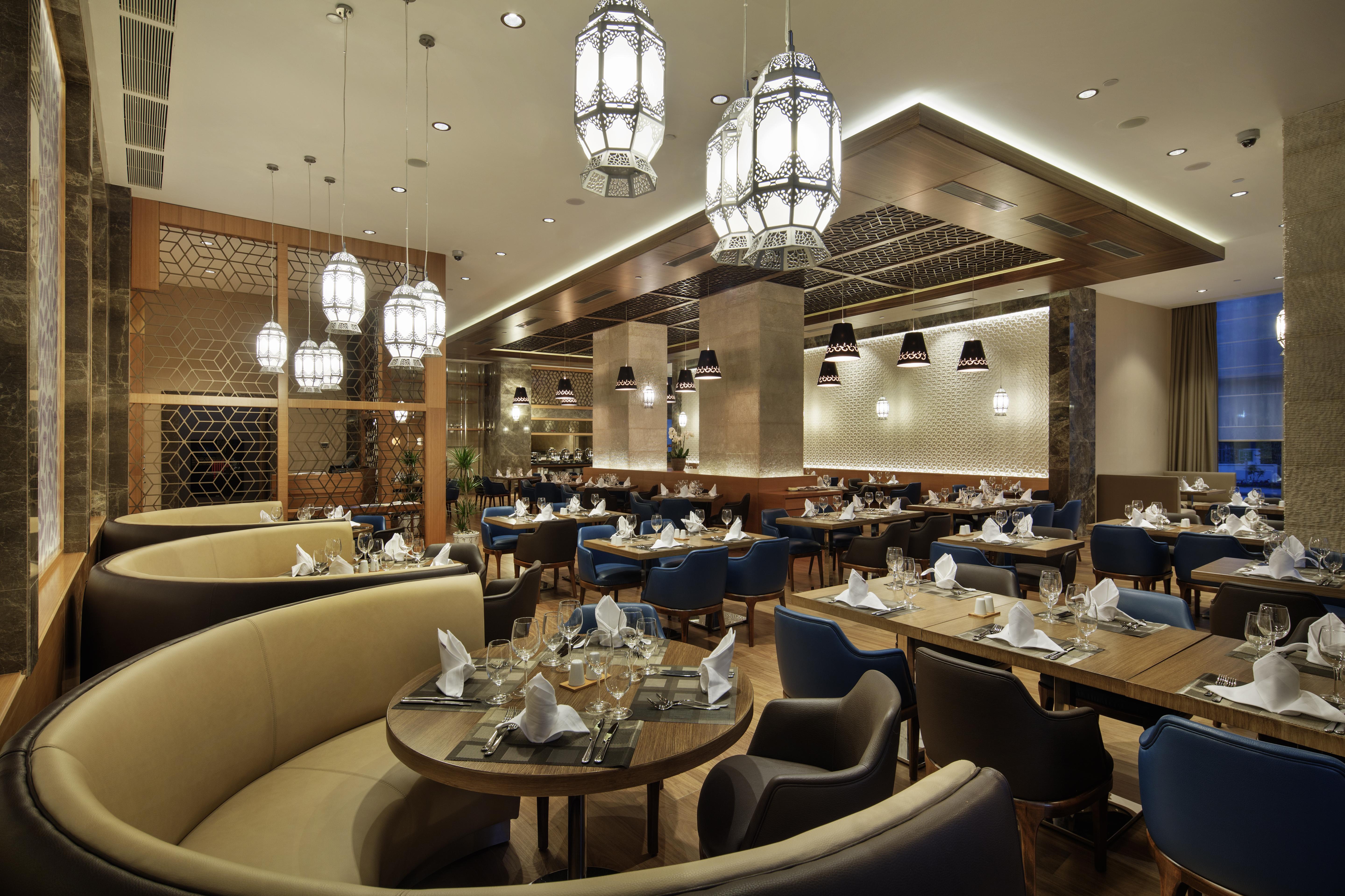 Movenpick Hotel Малатия Екстериор снимка