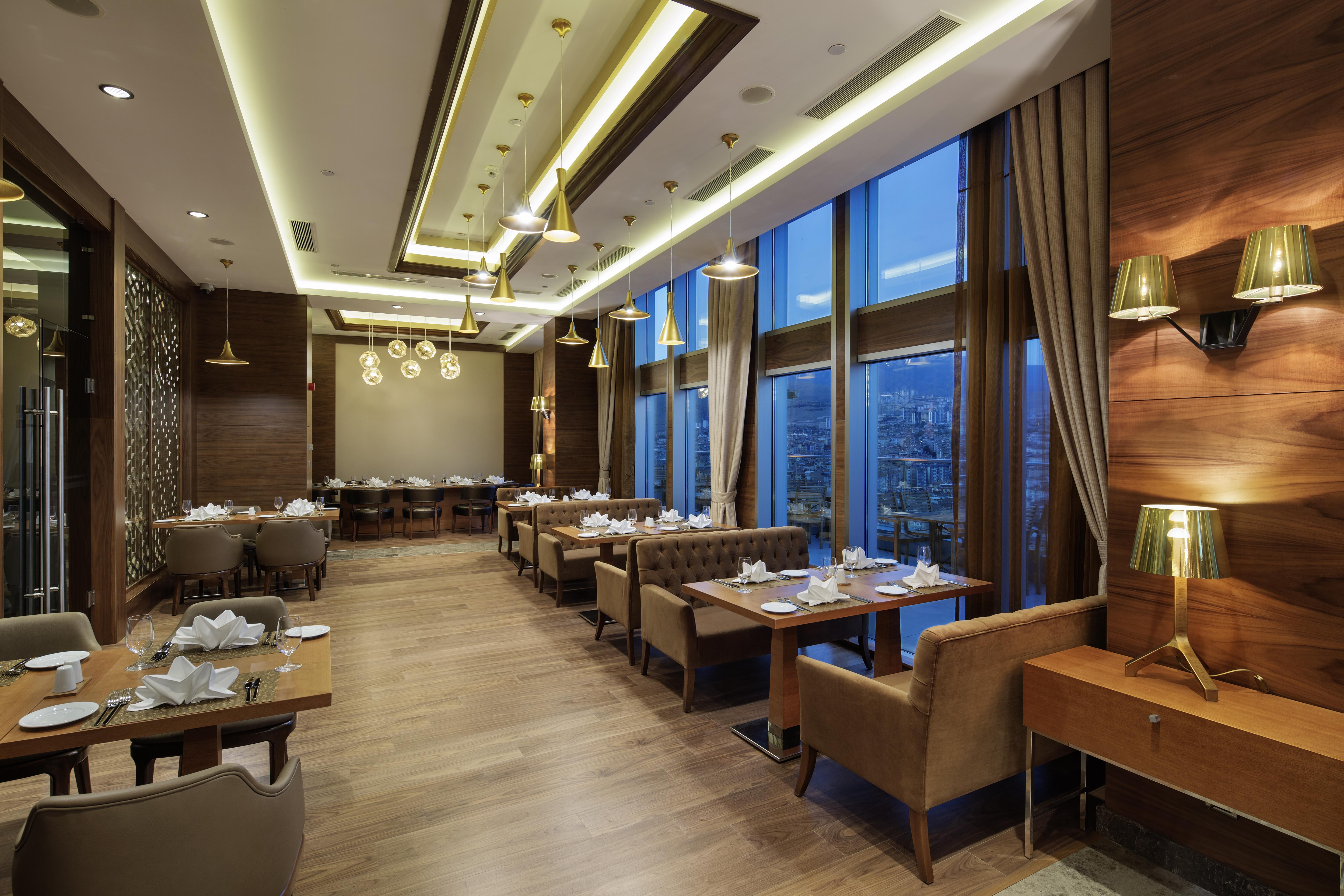 Movenpick Hotel Малатия Екстериор снимка